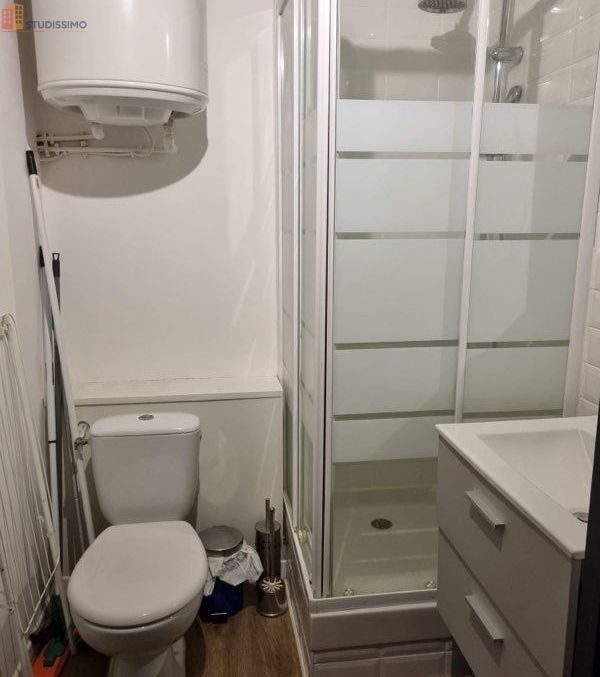 Studio meublé 18m² Lille centre - Vieux-Lille, meublé - Photo 2