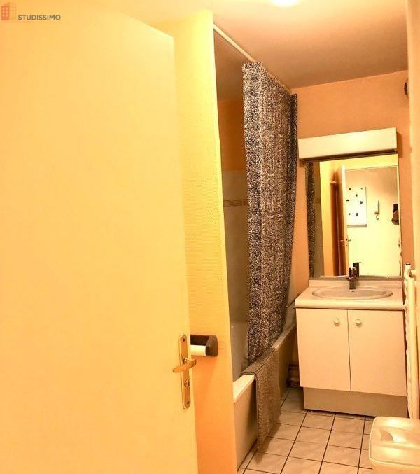Studio meublé 26m² Lille 59800 - Vieux-Lille, lumineux - Photo 1