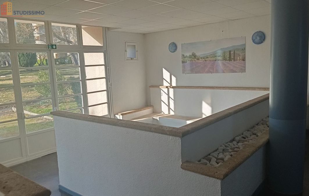 Studio 17m² Gréoux-les-Bains - 1er étage, DPE D - Photo 1