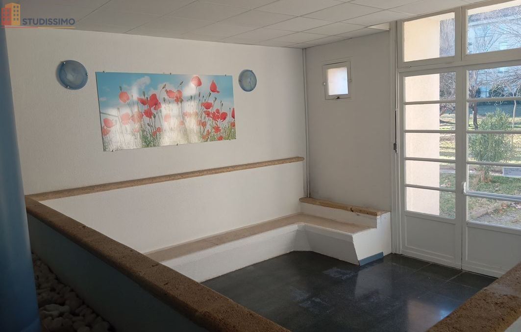 Studio 17m² Gréoux-les-Bains - - Photo 2