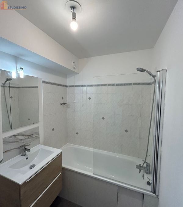 Studio 34m² Lille 59000 - Lumineux, entièrement rénové - Photo 15