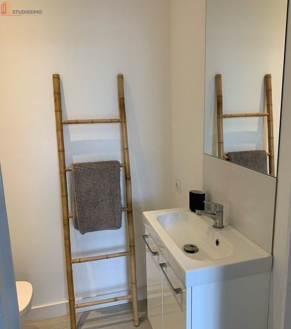 Studio meublé 16m² Lille Sébastopol - Lumineux, terrasse - Photo 4