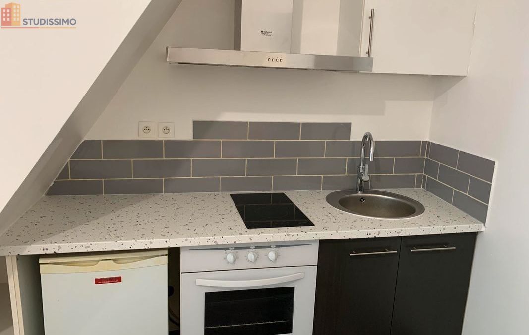 Studio 25m² Lille Vieux-Lille - Calme, proche commerces - Photo 5