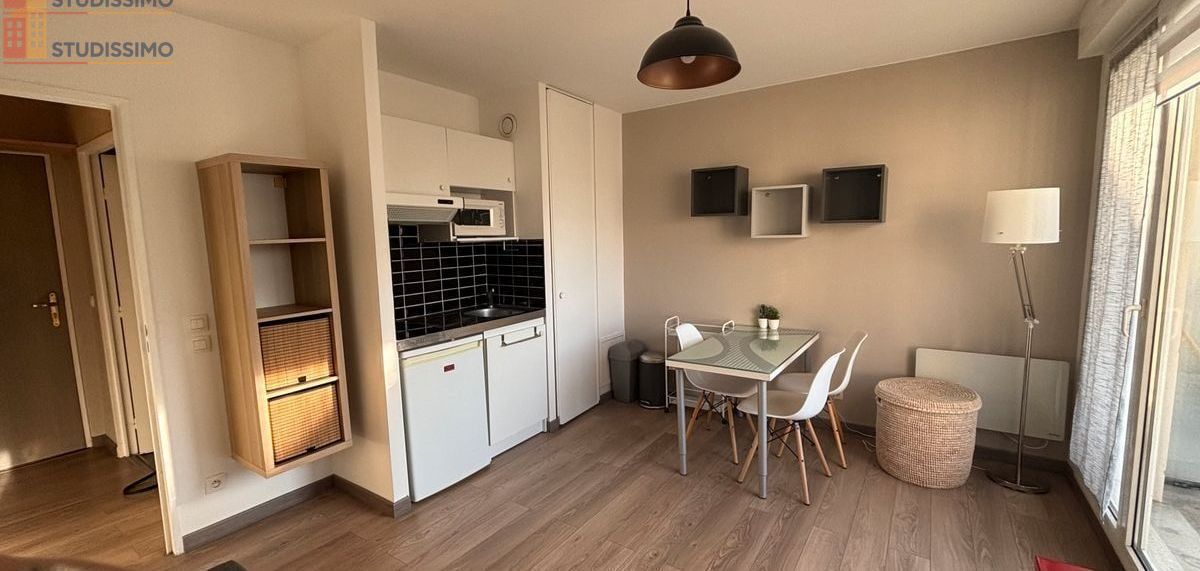 Studio meublé 26m² Lille Vieux-Lille - Excellent état, parking - Photo 2