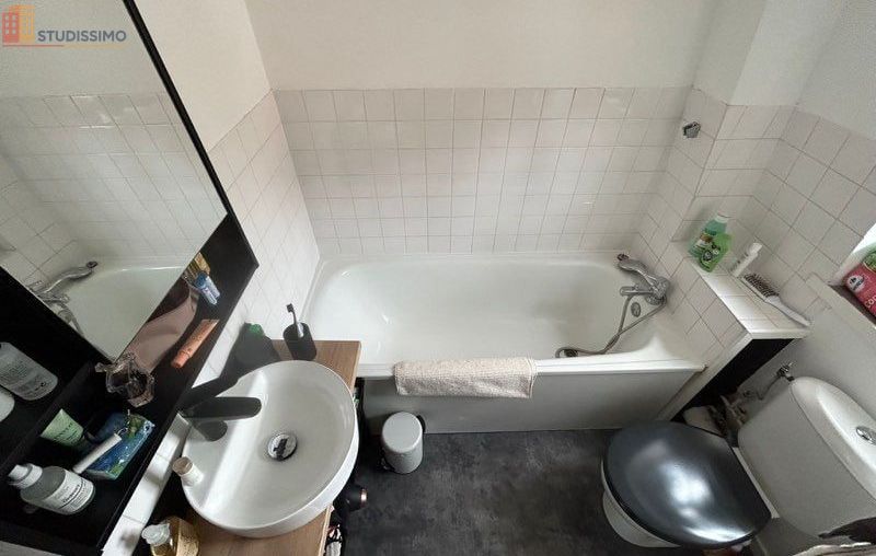 Studio 23m² Lille 59800 - Moderne, 2e étage - Photo 1