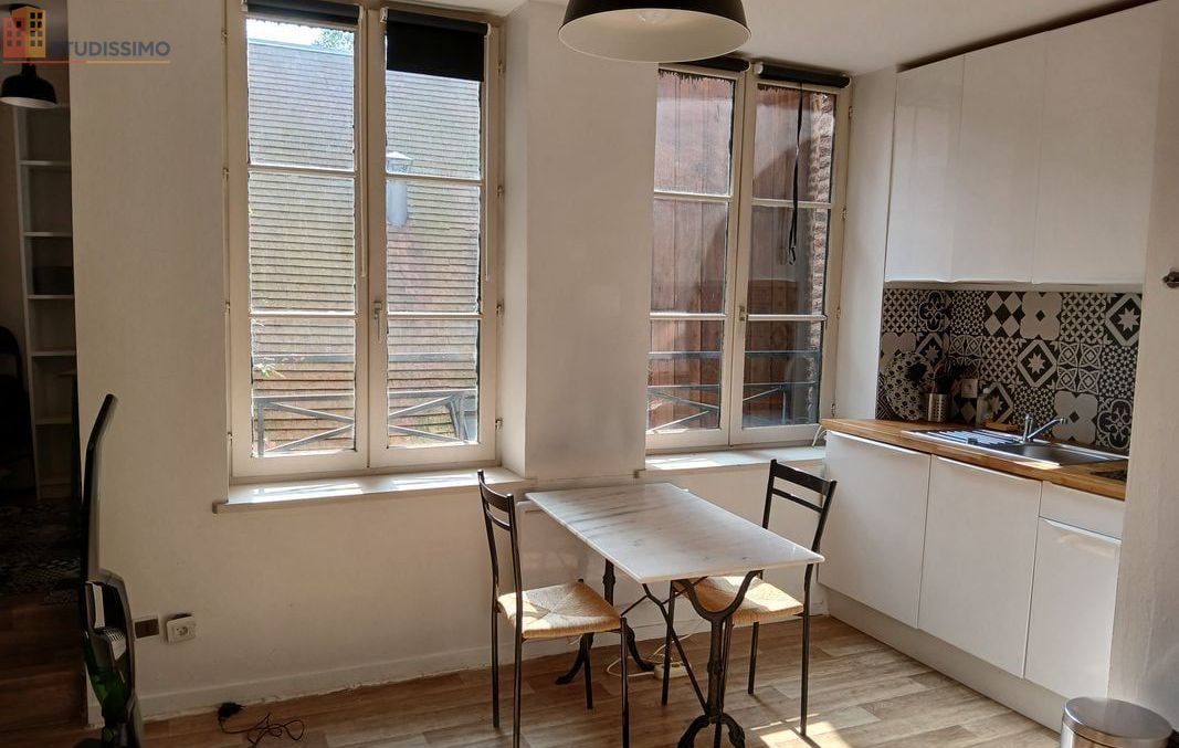 Studio meublé 20m² Lille centre - Coeur Vieux-Lille - Photo 2