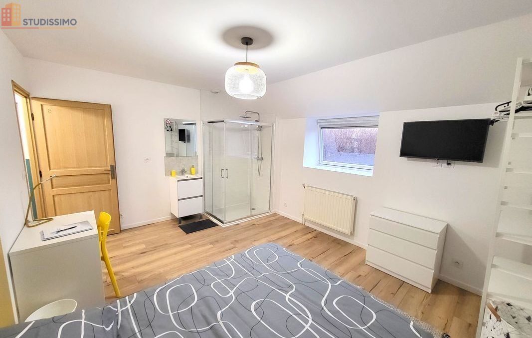 Studio 250m² Valenciennes - Meublé, dpe D - Photo 5