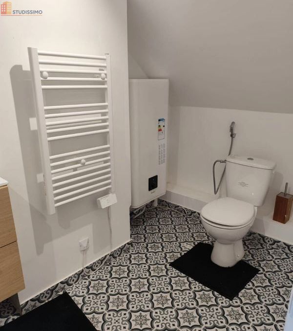 Studio 42m² Wasquehal - Meublé, dernier étage - Photo 2