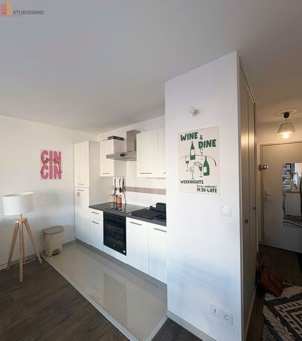 Studio 24m² Lille 59800 - Meublé, étage 3/6 - Photo 2