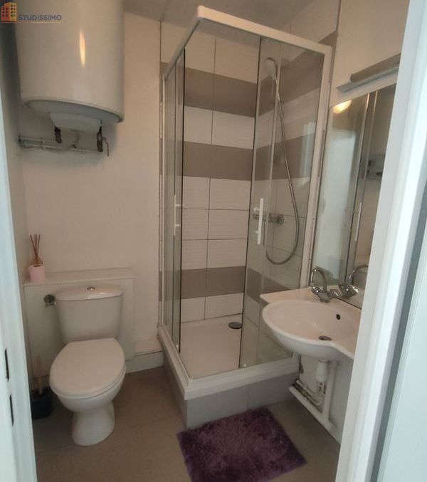 Studio 18m² Lille 59800 - Meublé, étage 2 - Photo 1