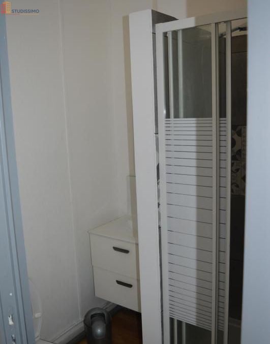 Studio meublé 15m² Roubaix 59100 - Calme, meublé - Photo 2