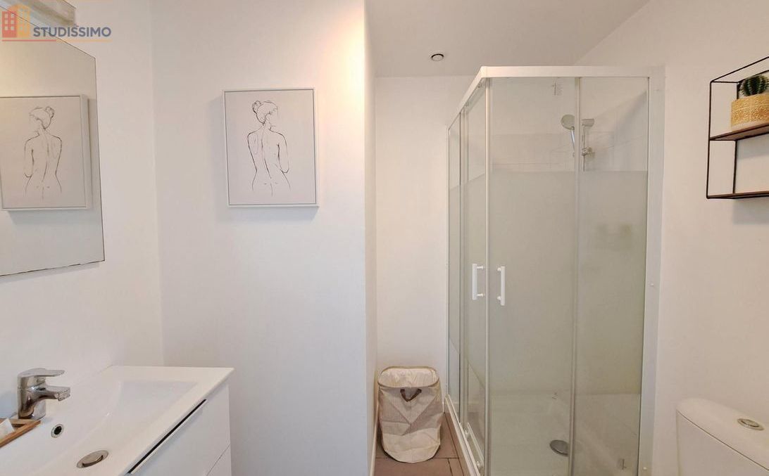 Studio meublé 27m² Croix 59170 - Proche métro, lumineux - Photo 2