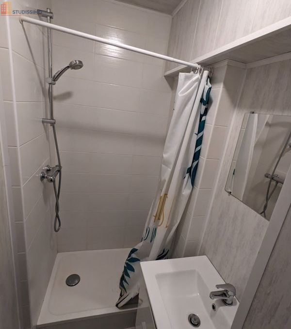 Studio 14m² Lille centre - Non meublé, proche La Catho - Photo 1