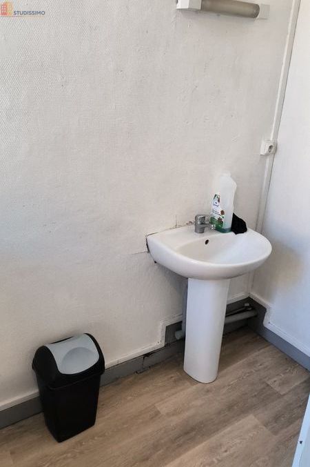 Studio meublé 12m² Lille 59800 - Proche métro, lumineux - Photo 1