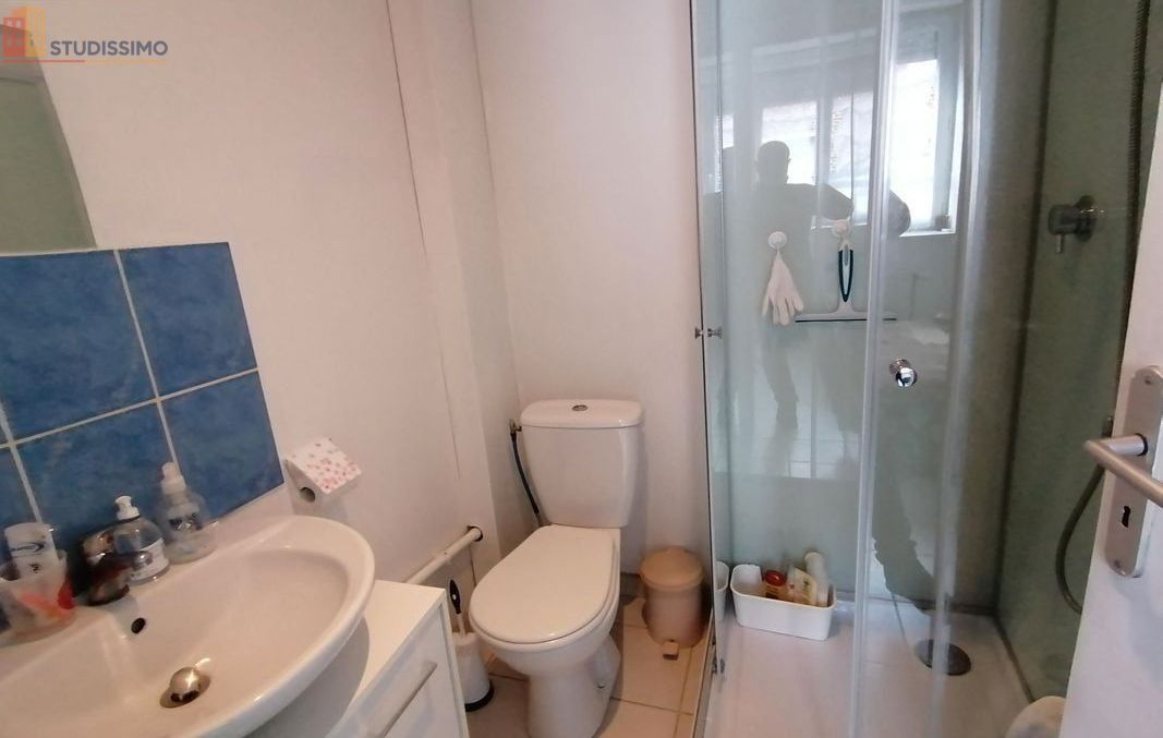 Studio meublé 21m² Tourcoing 59200 - Proche centre et IUT - Photo 1