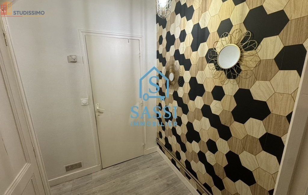Studio 32m² Charleville-Mézières - Lumineux, proche commodités - Photo 4