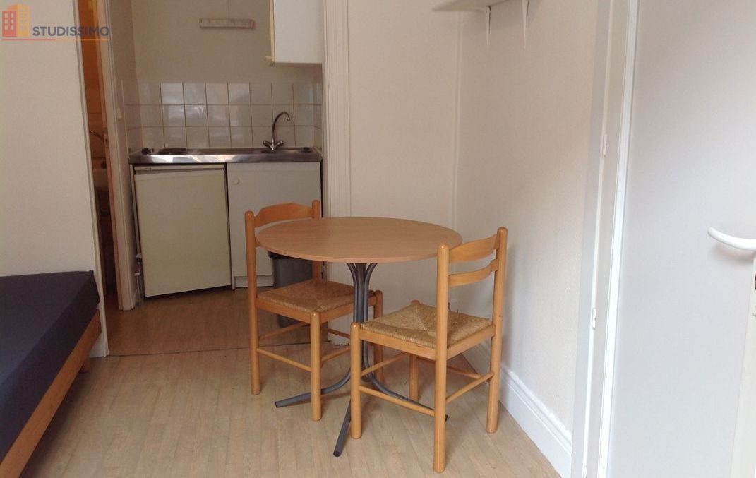 Studio meublé 18m² Valenciennes - Meublé, 18m² - Photo 2
