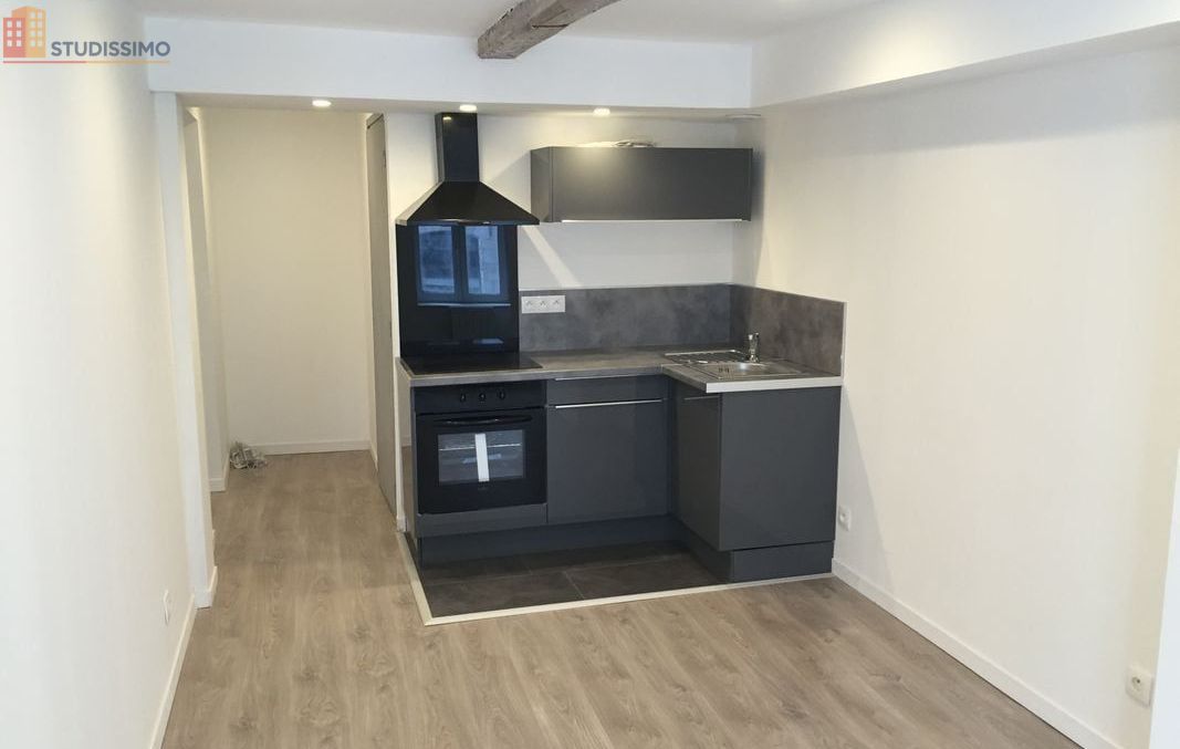 Studio 25m² Tourcoing centre - Proche commerces, lumineux - Photo 4