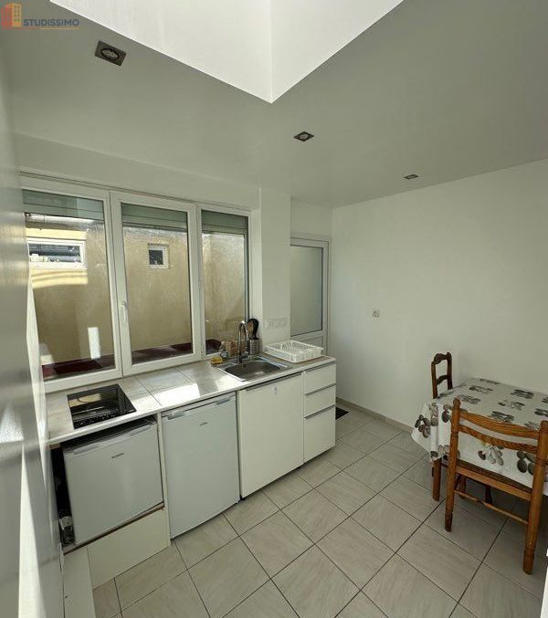 Studio meublé 28m² Lille 59800 - Proche métro, idéal étudiant - Photo 4