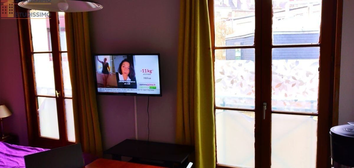 Studio meublé 18m² Valenciennes - Standing, toutes charges incluses - Photo 3