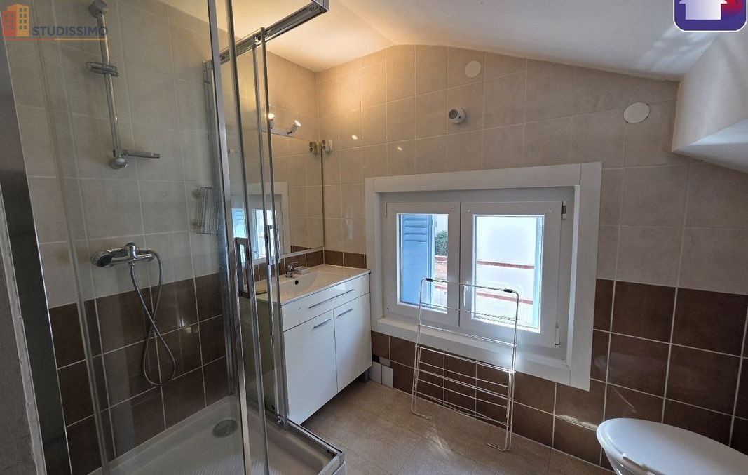 Studio 17m² Ax-les-Thermes - Dernier étage, lumineux - Photo 2