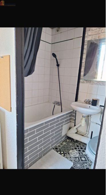 Studio meublé 18m² Lille 59000 - Meublé, proche commodités - Photo 2