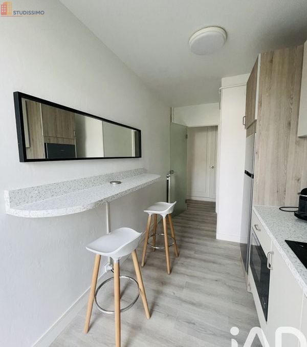 Studio 44m² Saint-Julien-les-Villas - Lumineux, 2e étage - Photo 7