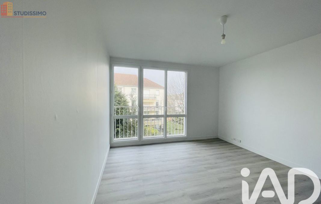 Studio 44m² Saint-Julien-les-Villas - Lumineux, 2e étage - Photo 6