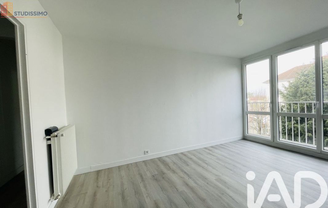 Studio 44m² Saint-Julien-les-Villas - Lumineux, 2e étage - Photo 4