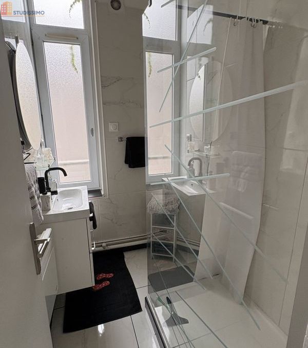 Studio meublé 33m² Dunkerque 59140 - Meublé, 2e étage - Photo 2