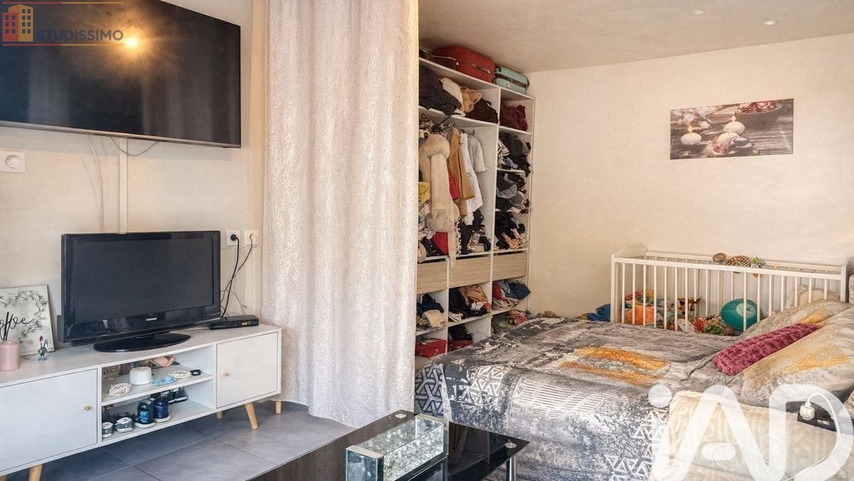 Studio 29m² Sainte-Savine - chauffage DPE C - Photo 2