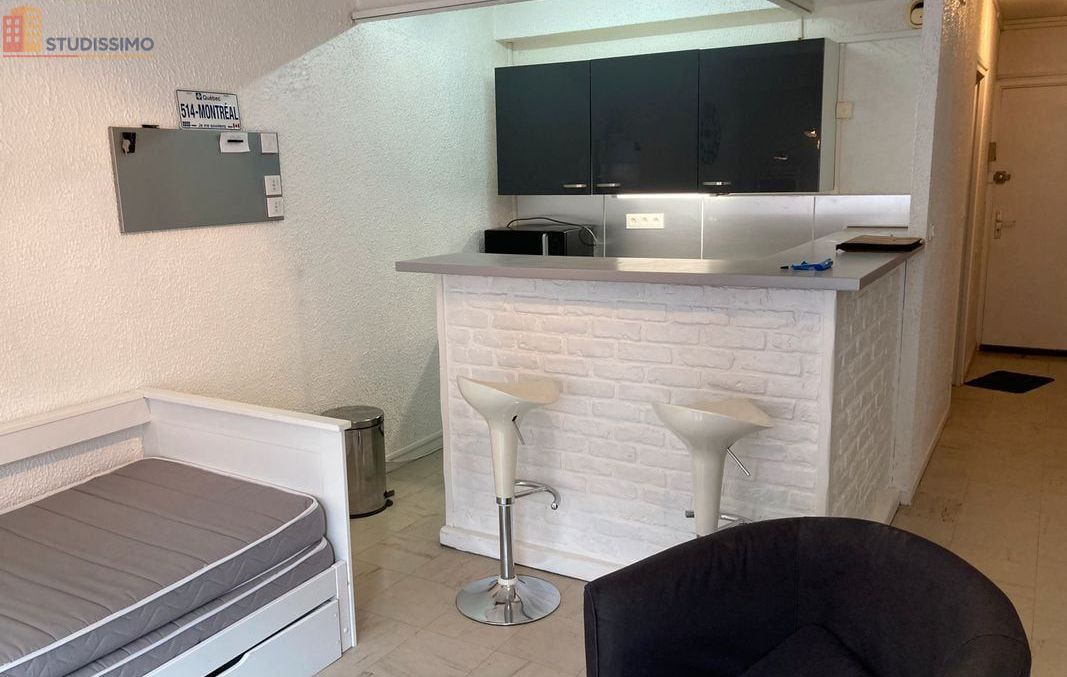 Studio meublé 31m² Lille 59000 - Meublé, dernier étage - Photo 8