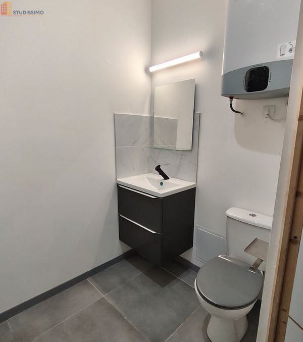 Studio meublé 38m² Lille centre - Rénové, proche facultés - Photo 1