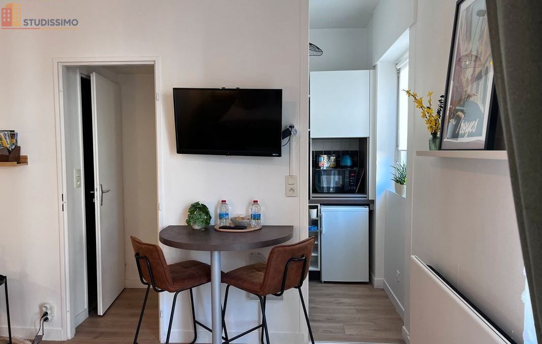 Studio meublé 24m² Troyes centre - Proche Hôtel de Ville - Photo 6