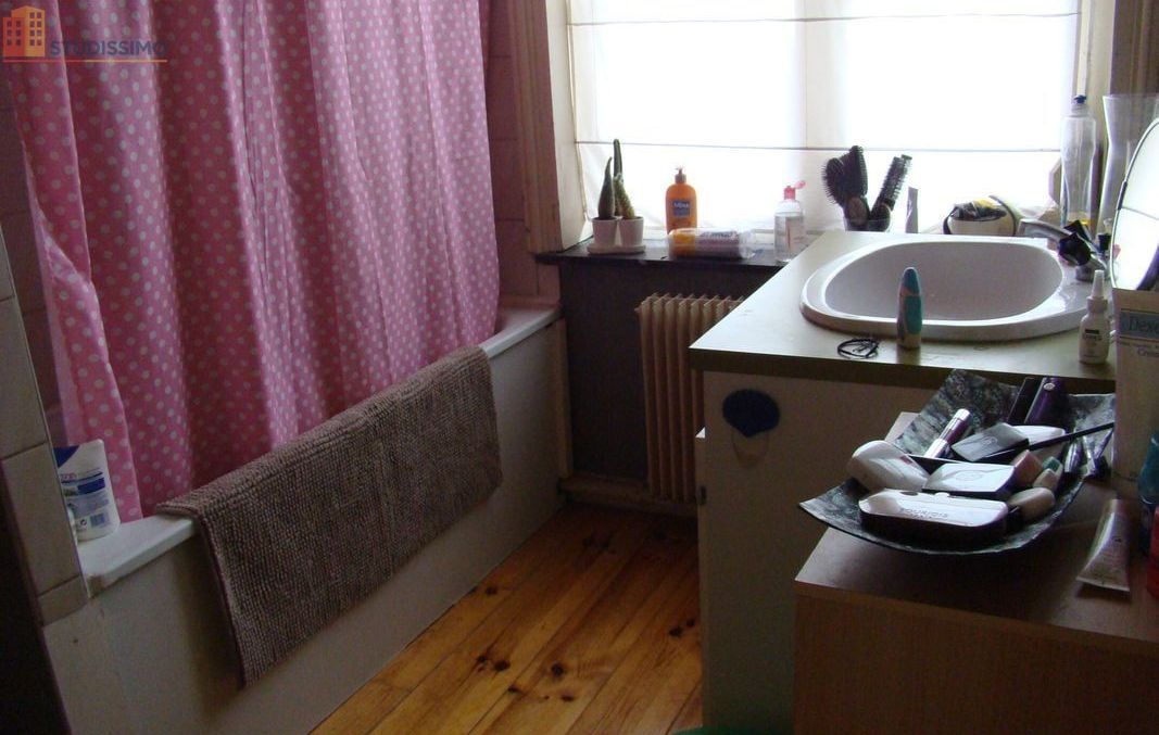 Studio 30m² Lille République - Mezzanine, lumineux - Photo 1