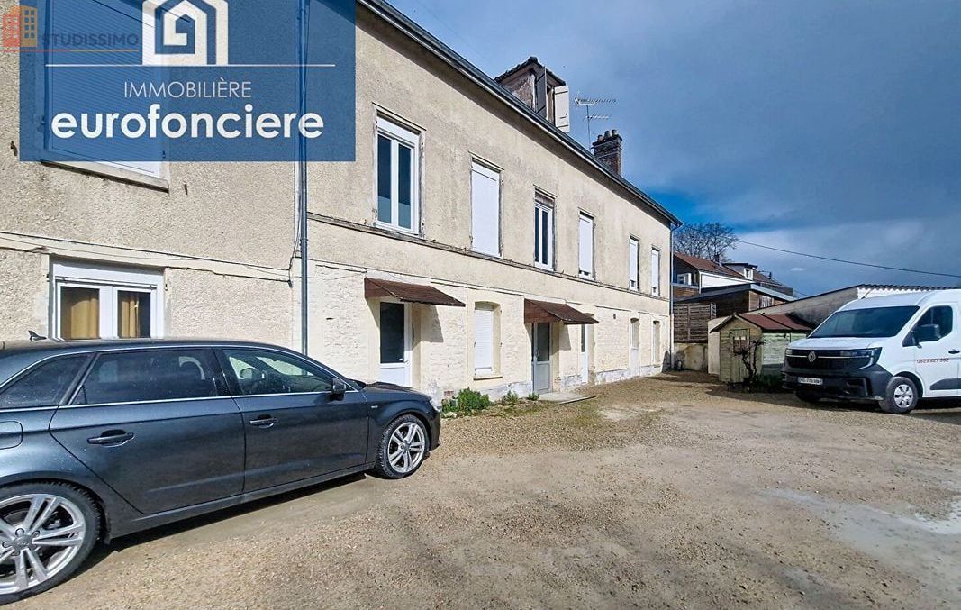 Studio 18m² La Chapelle-Saint-Luc - 1er étage - Photo 1