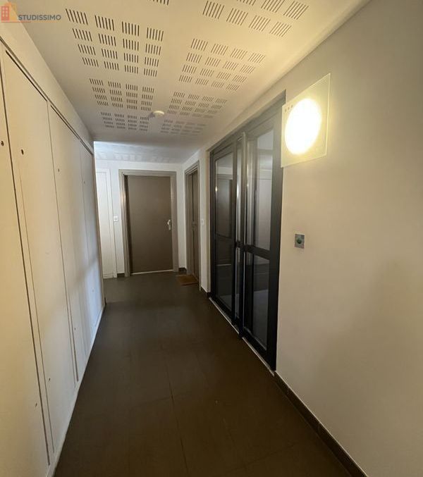 Studio 29m² Troyes - - Photo 2