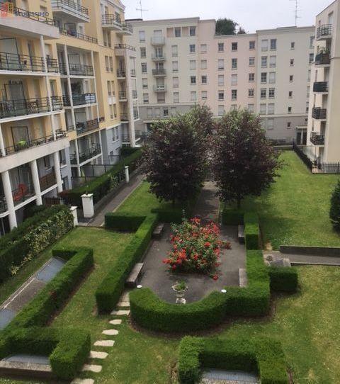 Studio meublé 26m² Lille 59800 - Balcon, parking - Photo 4