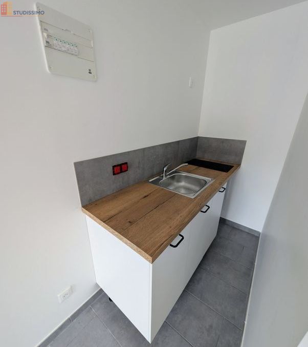 Studio 26m² Sainte-Savine - DPE D - Photo 2