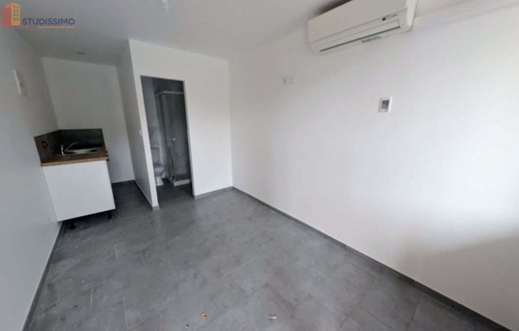 Studio 26m² Sainte-Savine - DPE D - Photo 1