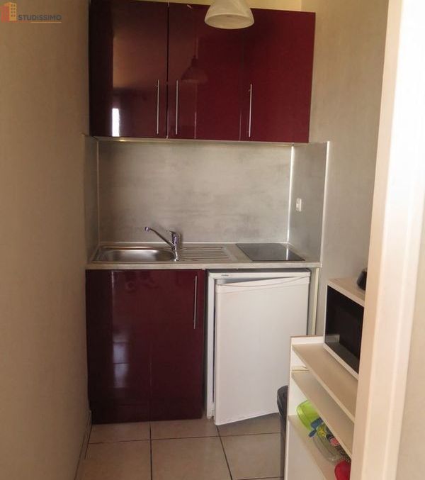 Studio 27m² La Chapelle-Saint-Luc - Meublé, lumineux - Photo 2