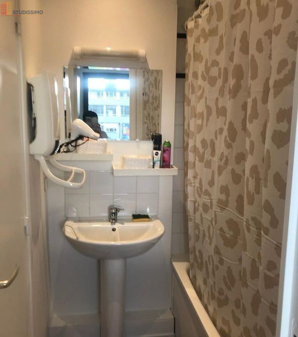 Studio meublé 20m² Lille centre - Résidence sécurisée - Photo 1