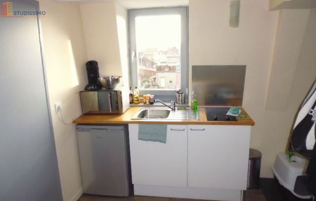 Studio 18m² Lille Fives - Mezzanine, style loft - Photo 1
