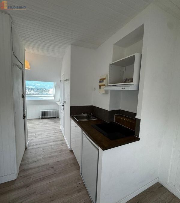 Studio meublé 15m² Creil centre - Rénové, proche gare - Photo 3