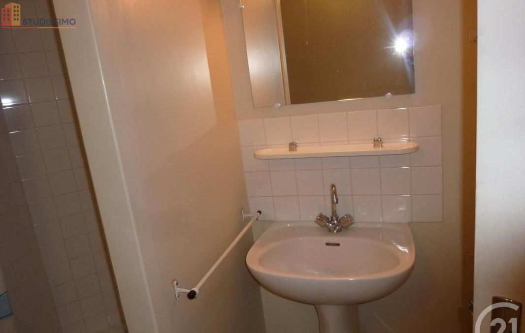 Studio meublé 35m² Beauvais - Meublé, DPE D - Photo 4