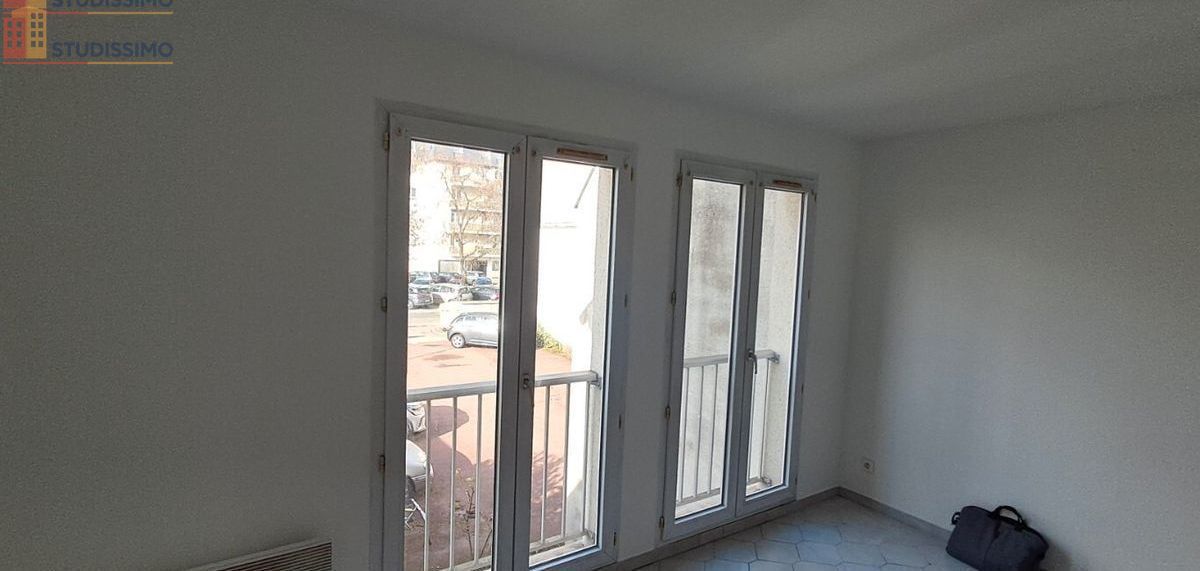 Studio à Creil