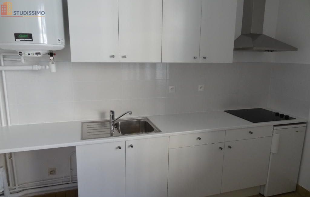 Studio meublé 28m² Compiègne centre - Proche UTC - Photo 2