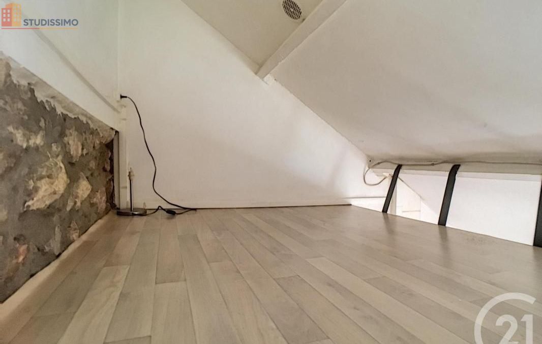 Studio 15m² Venette - 1er étage, DPE F - Photo 1