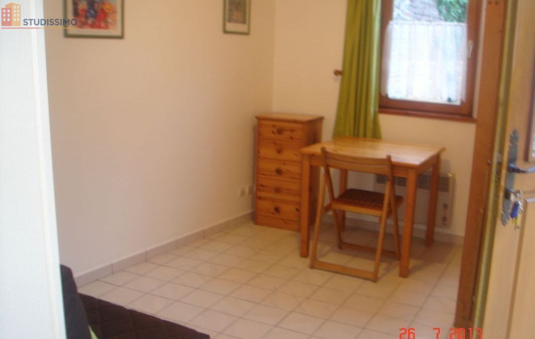 Studio meublé 16m² Le Coudray-Saint-Germer - Calme, village - Photo 6