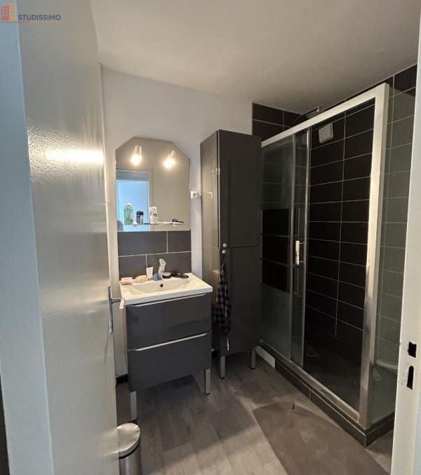 Studio meublé 10m² Compiègne - Étage élevé, DPE A - Photo 1